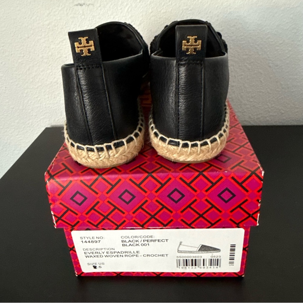 NEW Tory Burch Everly Black Leather Crochet Espadrille Flat Slio On - Picture 6 of 13